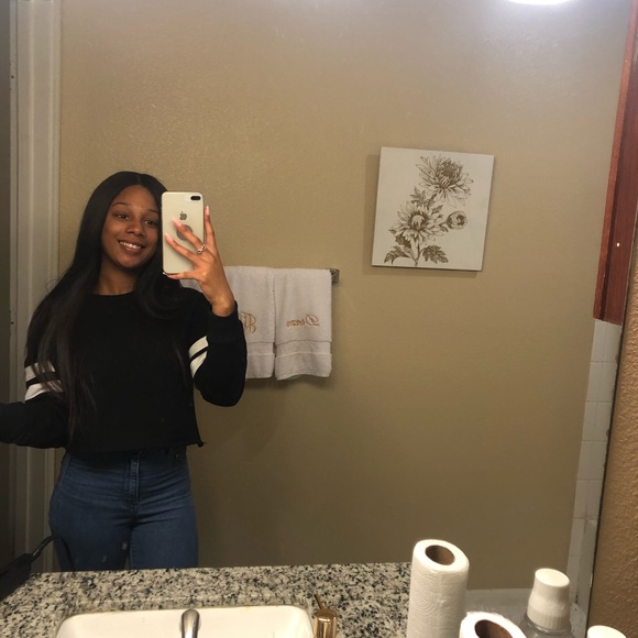 Meet your Posher, Jade - Picture 1 of 1